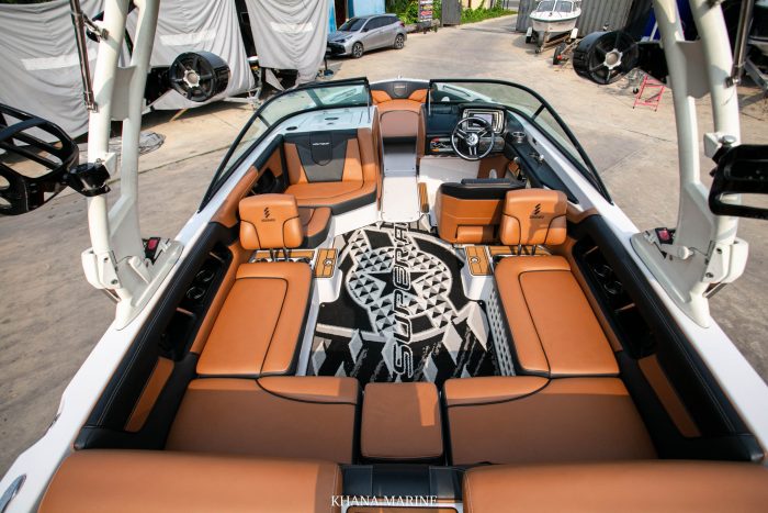 2012 Super Air Nautique 230 | CWS 409 - Image 4