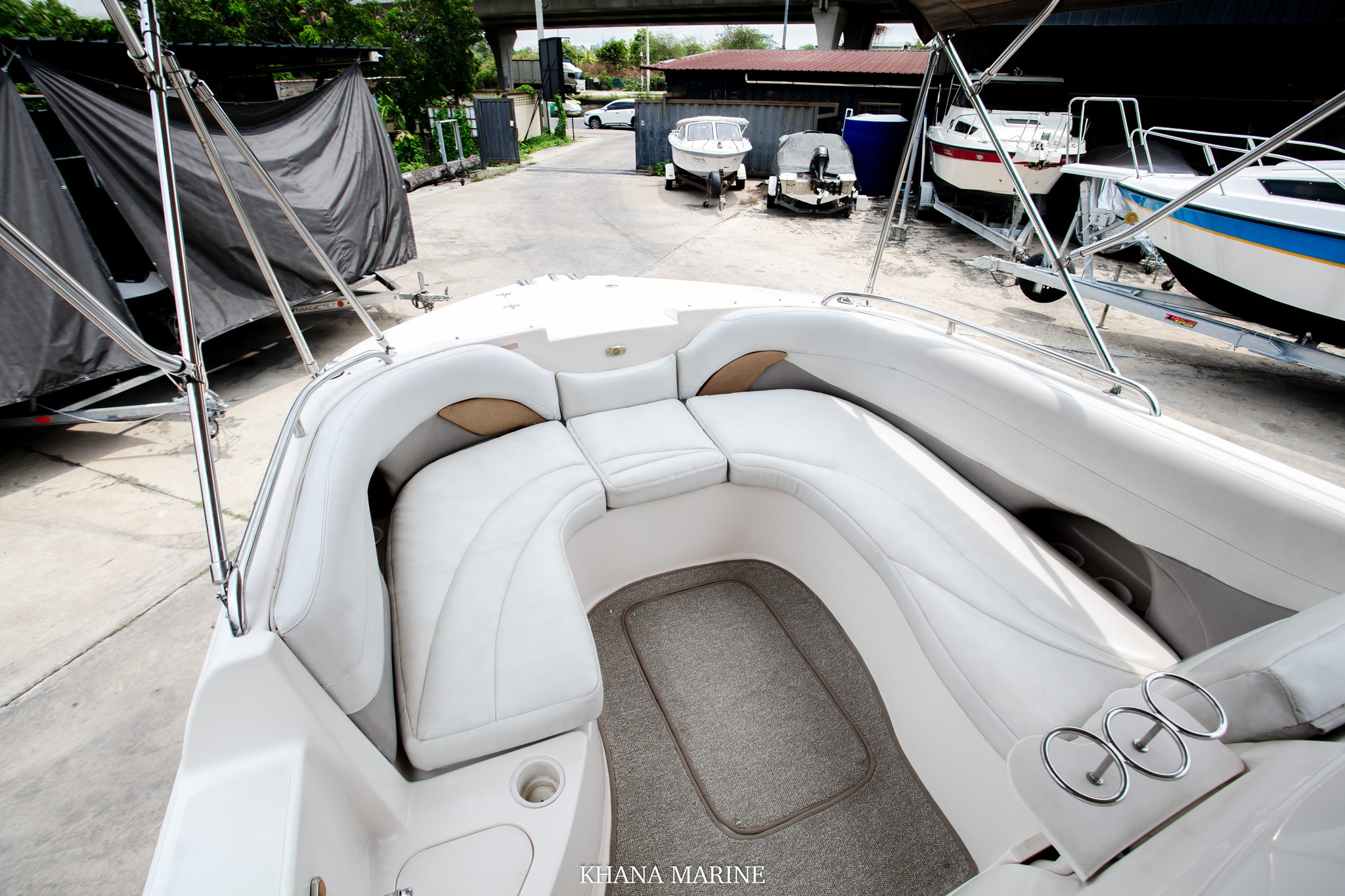 2005 Hurricane SunDeck 260 OB | Twin Yamaha 150HP 4 Stroke - Image 4